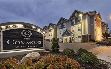 The commons knoxville - 8700 Hopemont Way, Knoxville, TN 37923. Virtual Tour. $1,499 - 2,219. 1-3 Beds. Dog & Cat Friendly Fitness Center Pool Clubhouse Business Center Ceiling Fans Laundry Facilities Washer & Dryer Hookups. (865) 888-4556. See all available apartments for rent at The Villages of Farragut in Knoxville, TN.